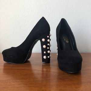 Nasty Gal Truffle Collection Pearl heels